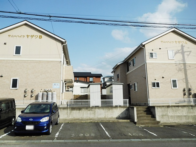 サニーハイツヤサワ