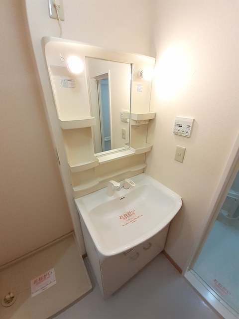 シャン・インテリオーネ