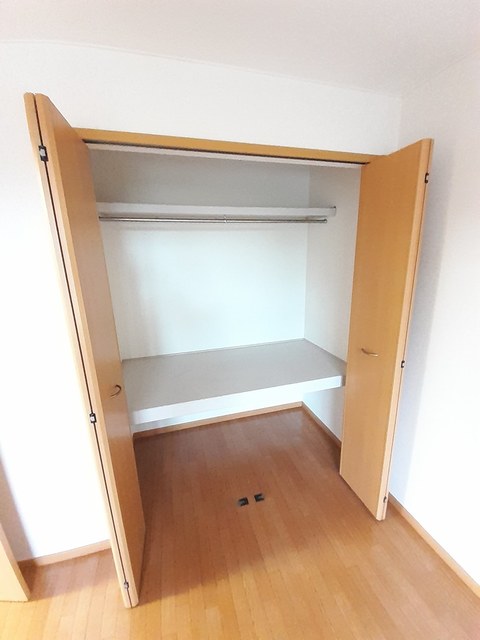 シャン・インテリオーネ