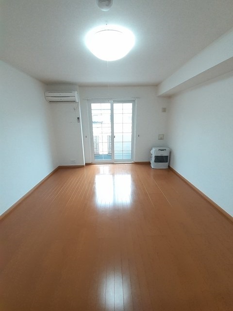 コンフォルターブル・アヴァンセ