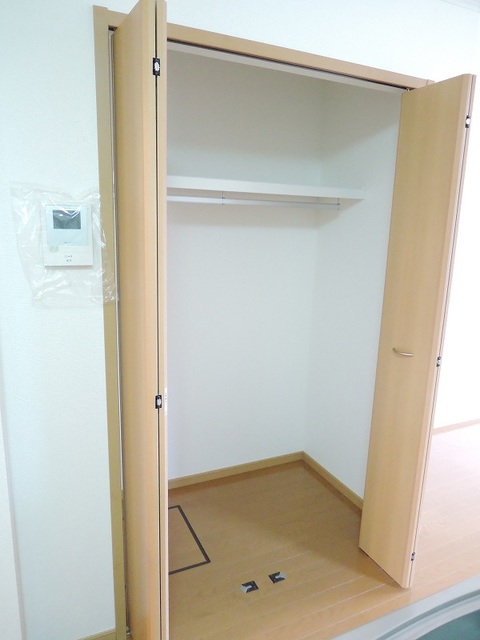 コンフォルターブル・アヴァンセ