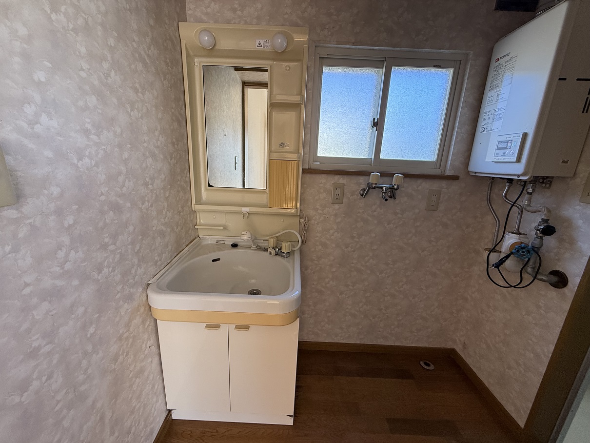 ニュータウンハイツB