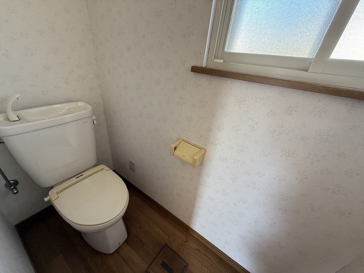 ニュータウンハイツB