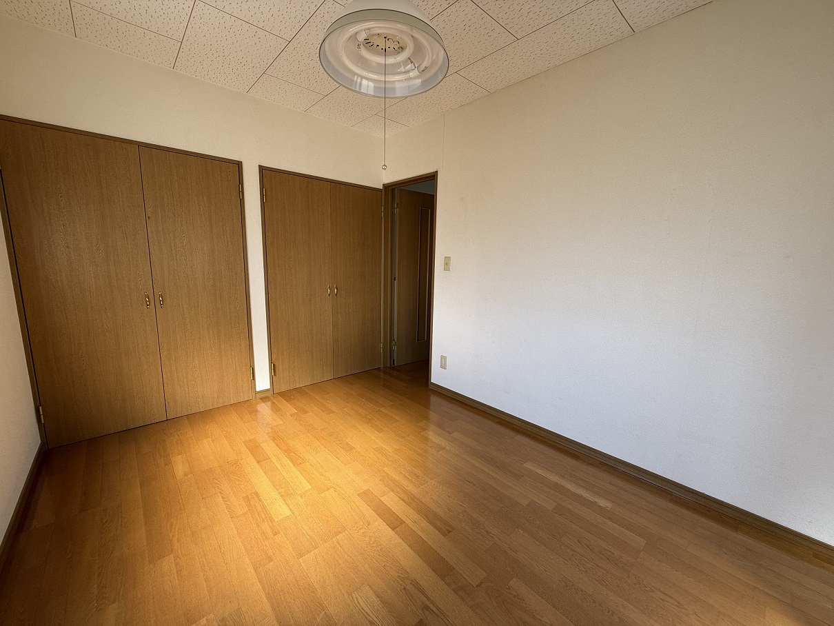 ニュータウンハイツB