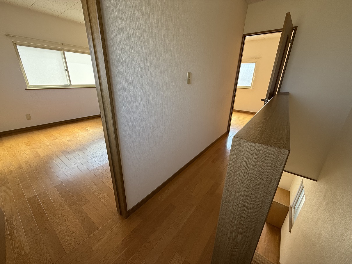 ニュータウンハイツB