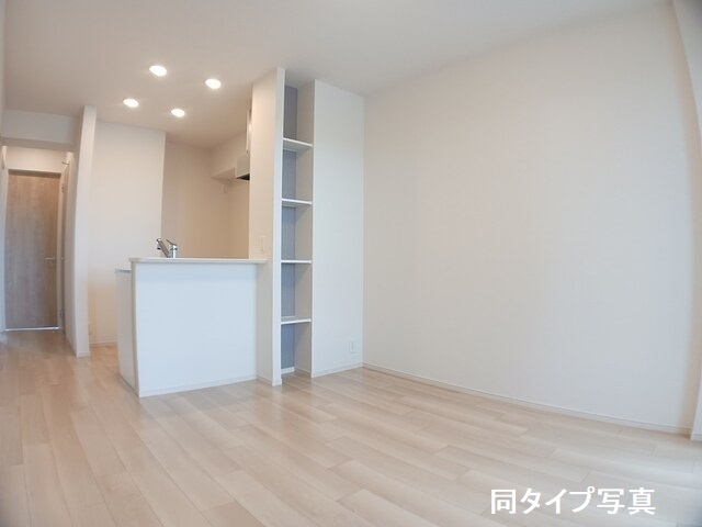 ☆新築☆アルモニーB