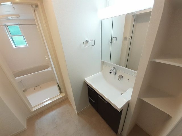 ヴィラ ハナブサ3番館